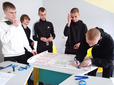 Профориентационный десант Совета молодежи «Маяка» в школе № 30_4